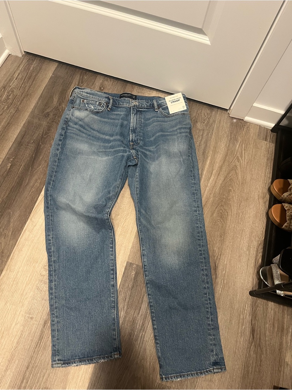 Abercrombie & Fitch Men's Light Blue Relaxed Straight Jeans